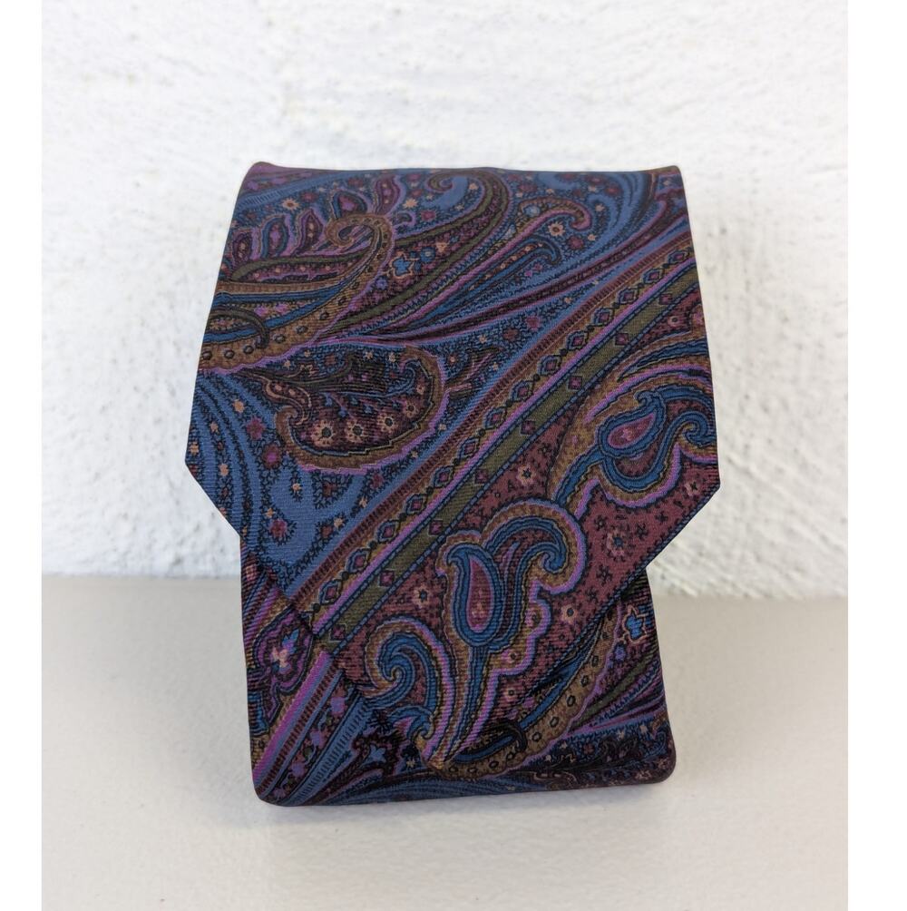 Vtg Brooks Brothers Silk Tie Paisley Dark Purple Blue Office Heritage Academia